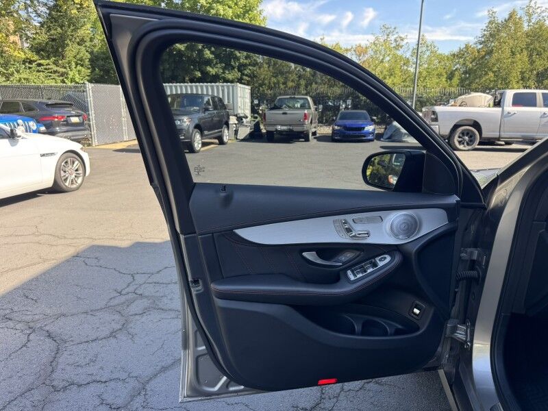 2019 Mercedes-Benz GLC43 AMG 4Matic Willow Grove PA