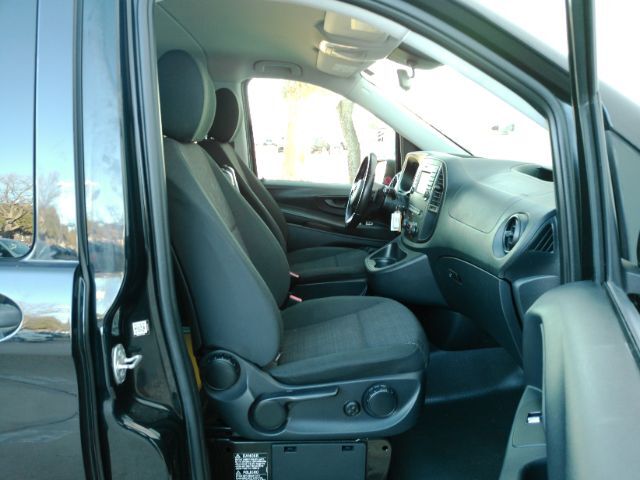 2019 Mercedes-Benz Metris Passenger Van Plano TX