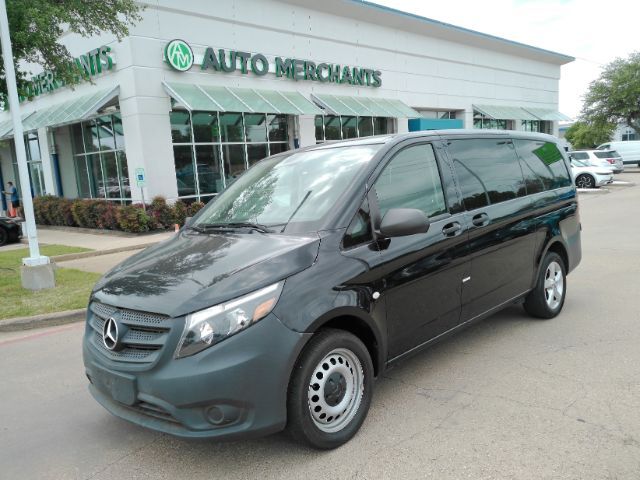 2019 Mercedes-Benz Metris Passenger Van