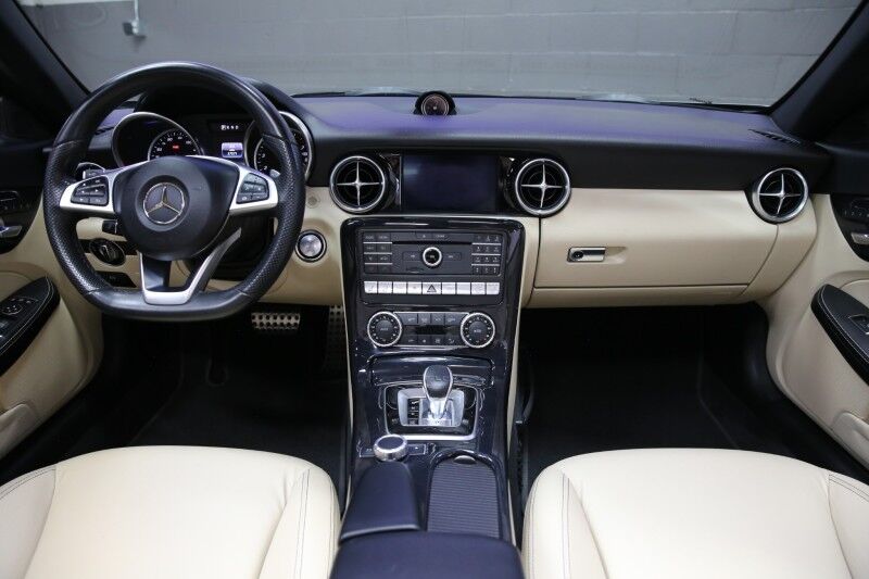 2019 Mercedes-Benz SLC SLC 300 Plainview NY