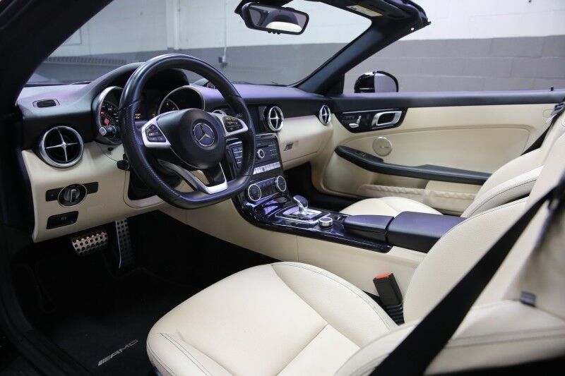 2019 Mercedes-Benz SLC SLC 300 Plainview NY