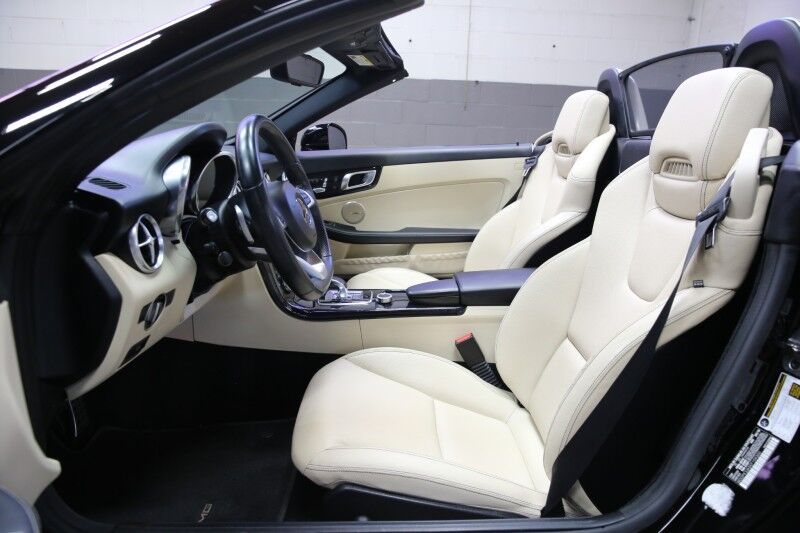 2019 Mercedes-Benz SLC SLC 300 Plainview NY
