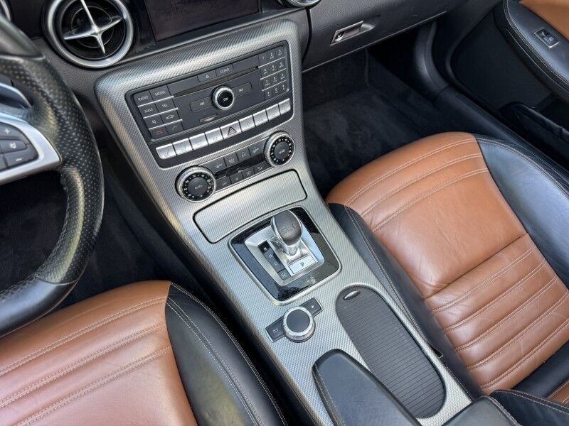 2019 Mercedes-Benz SLC SLC 300 Willow Grove PA