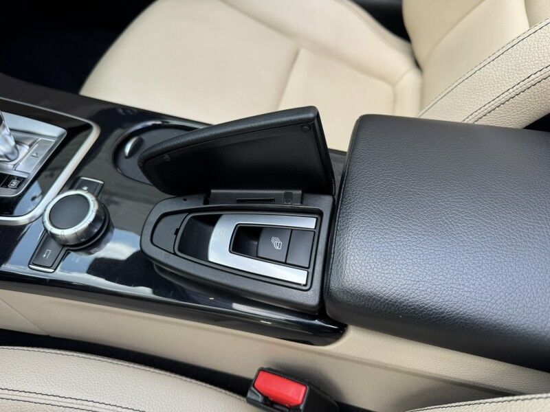 2019 Mercedes-Benz SLC300 SLC 300 Willow Grove PA