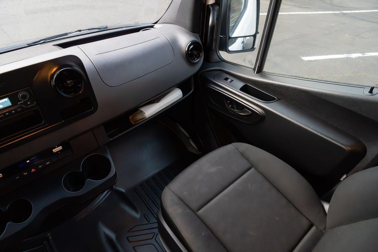 2019 Mercedes-Benz Sprinter 2500 Cargo 170 WB Gladstone OR