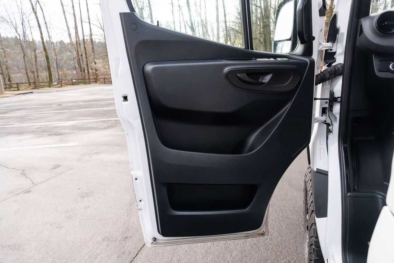 2019 Mercedes-Benz Sprinter 2500 Cargo 170 WB Gladstone OR