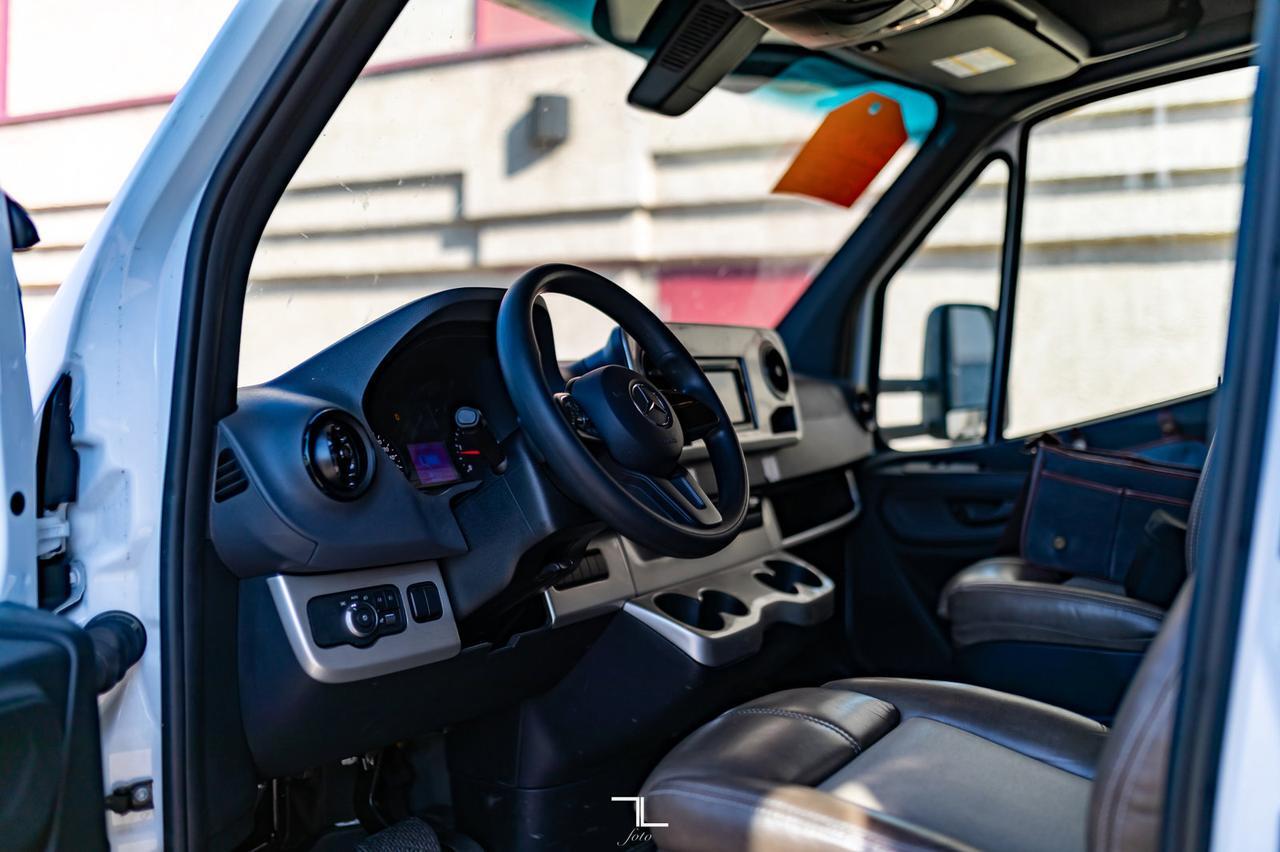 2019 Mercedes-Benz Sprinter 3500 Thor Quantum Conversion Red Deer AB