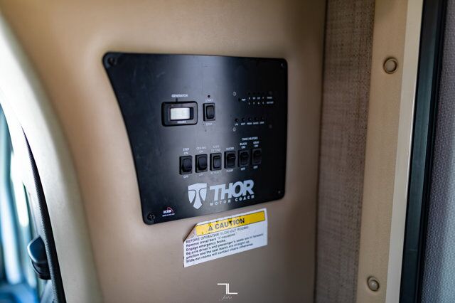 2019 Mercedes-Benz Sprinter 3500 Thor Quantum Conversion Red Deer AB