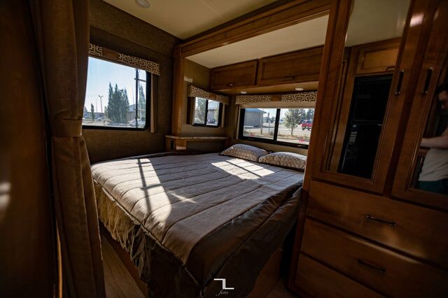 2019 Mercedes-Benz Sprinter 3500 Thor Quantum Conversion Red Deer AB