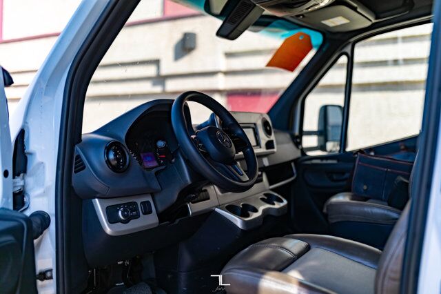 2019 Mercedes-Benz Sprinter 3500 Thor Quantum Conversion Red Deer AB