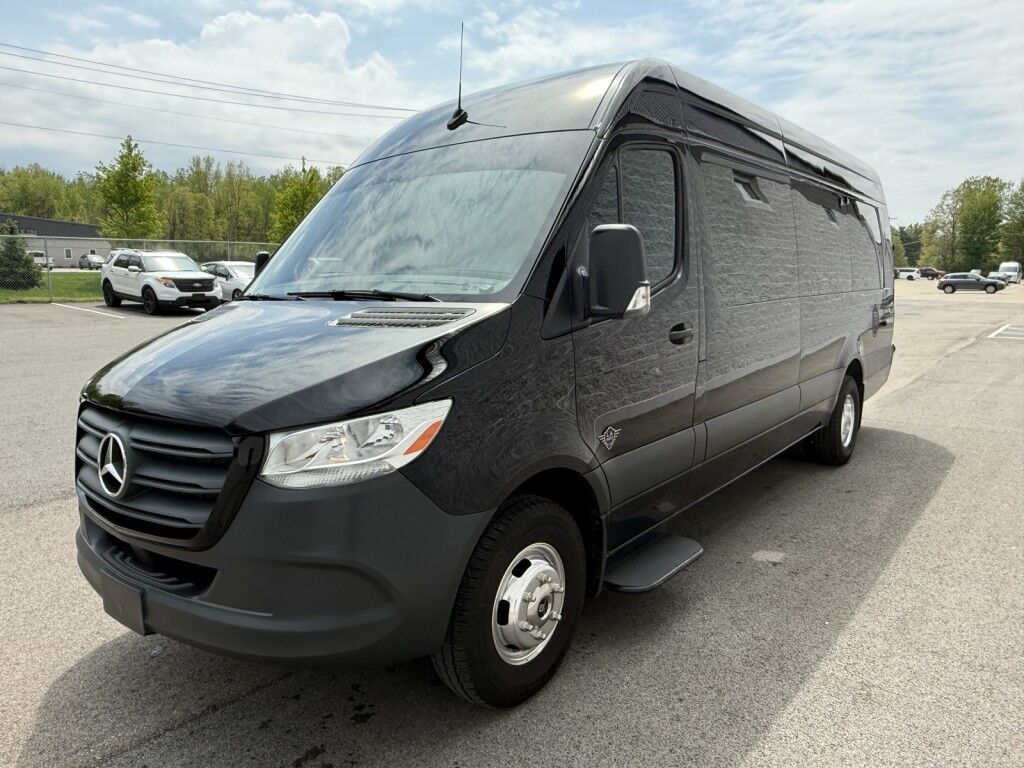 2019 Mercedes-Benz Sprinter 3500XD L.A. West Limo Conversion Maumee OH
