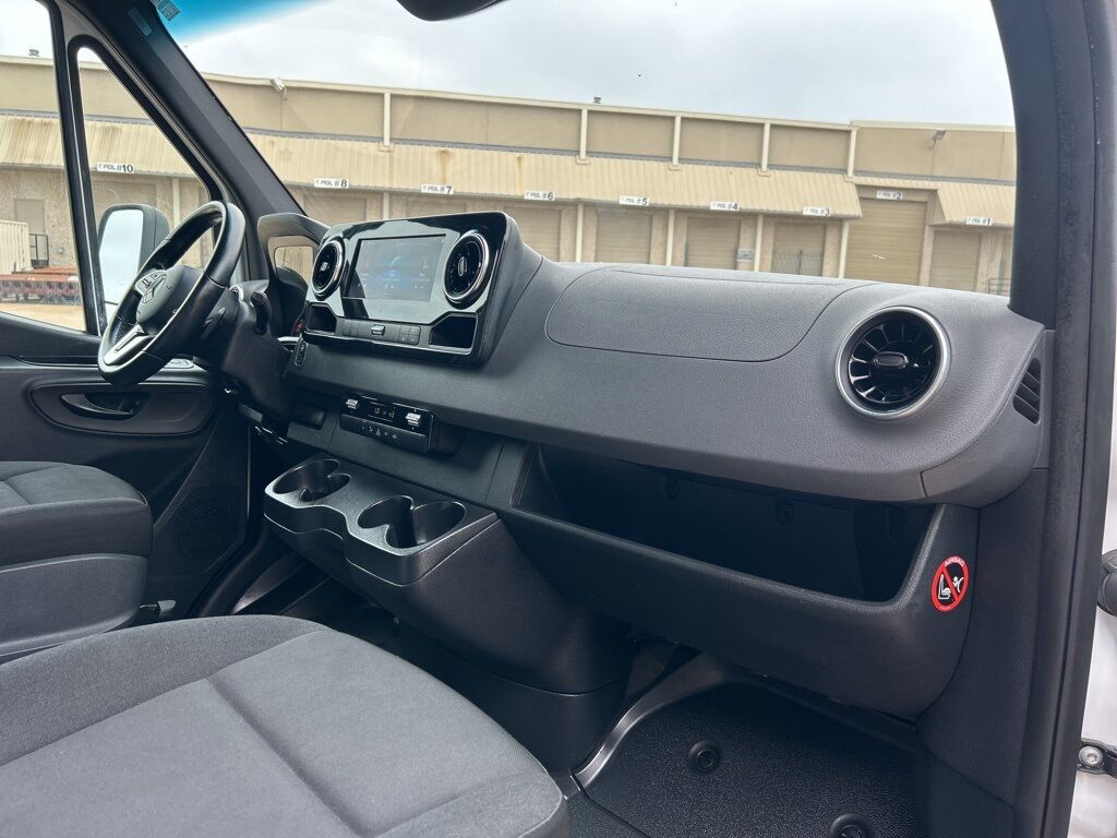 2019 Mercedes-Benz Sprinter 4500 Cab Chassis 144 WB Carrollton TX