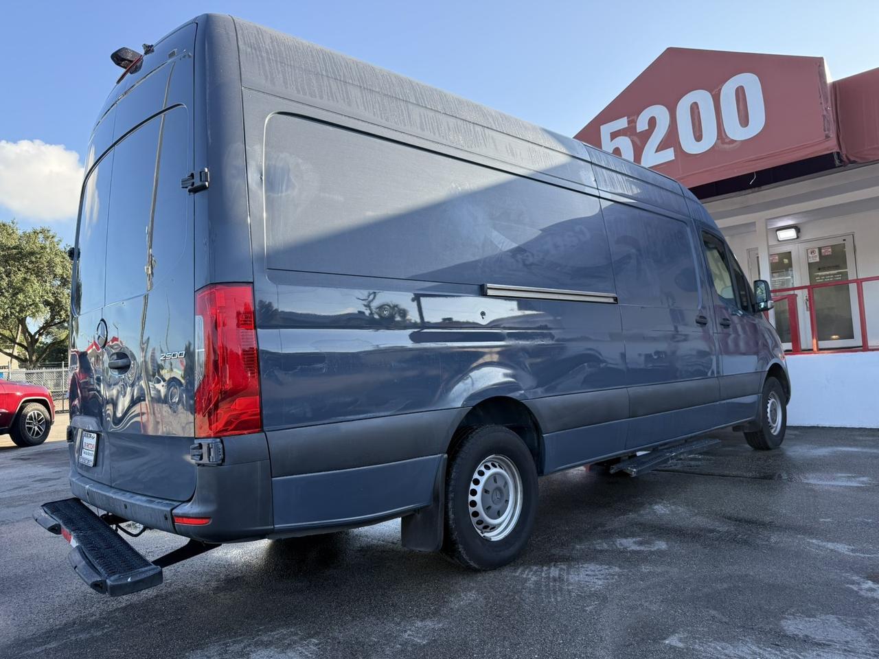 2019 Mercedes-Benz Sprinter Crew Van Hollywood FL