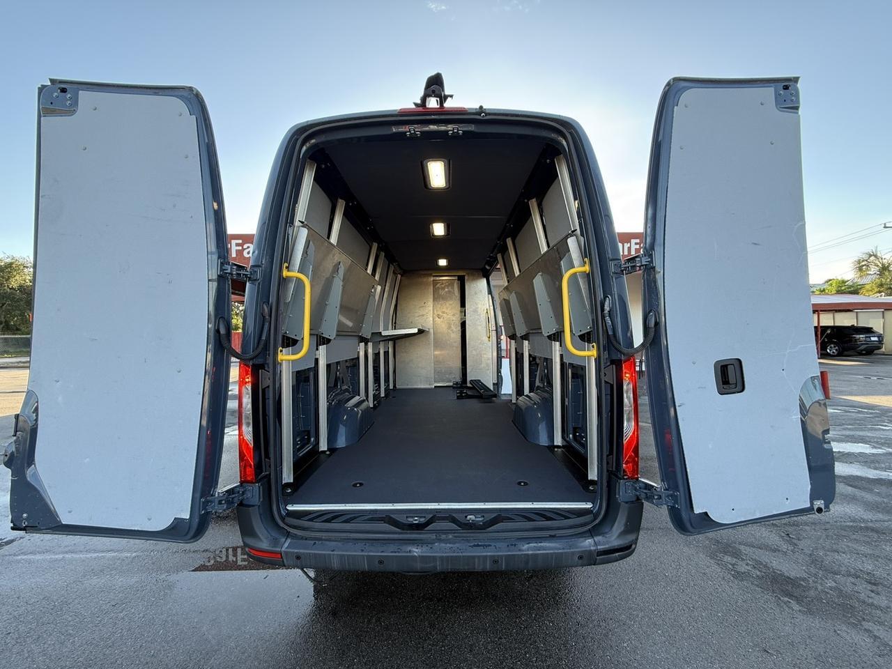 2019 Mercedes-Benz Sprinter Crew Van Hollywood FL