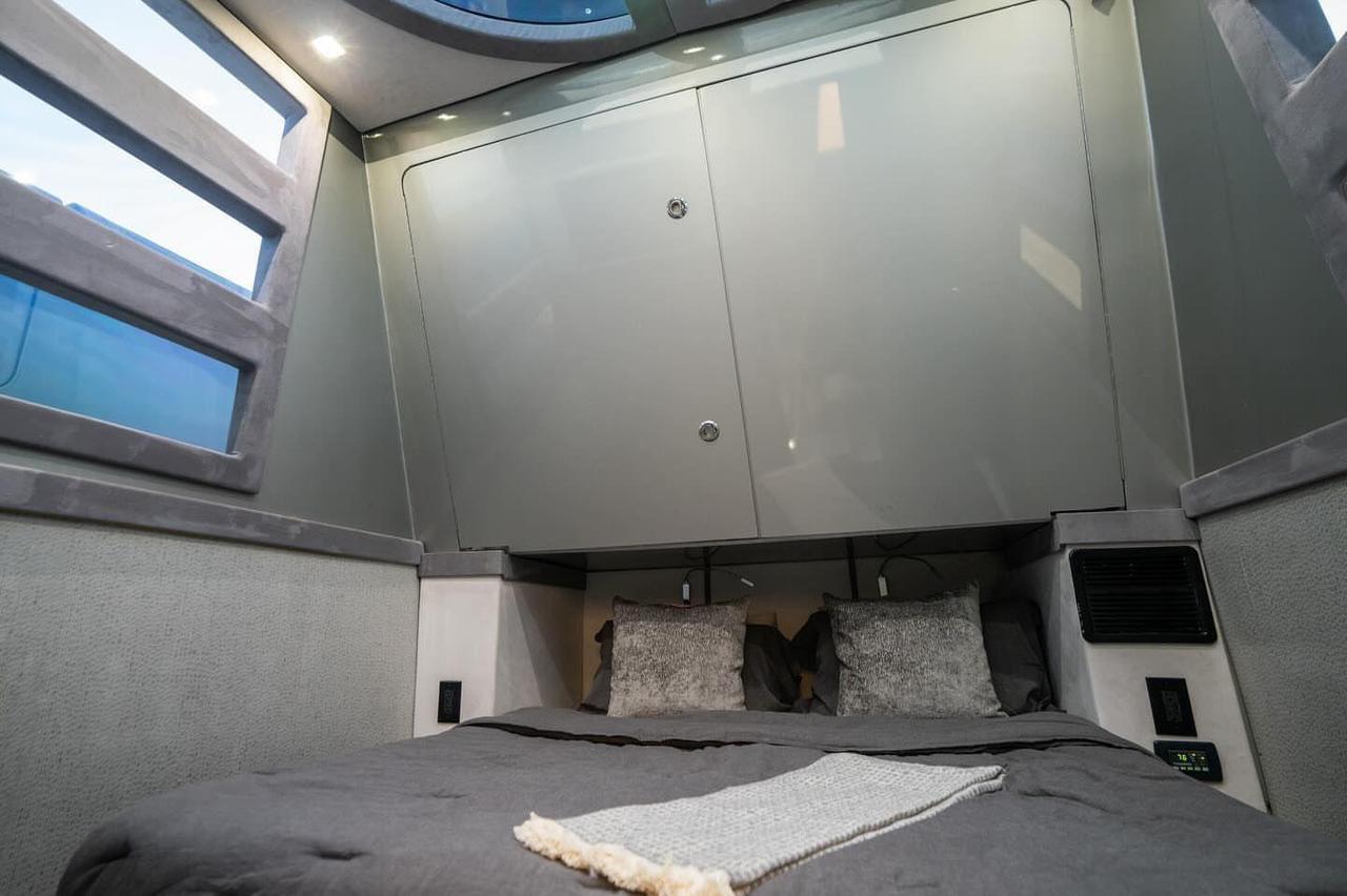 2019 Midnight Express No Model Miami FL