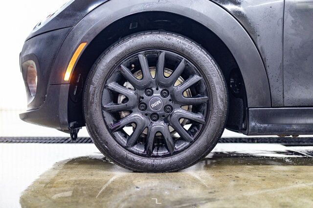 2019 Mini Cooper 3 Door Hatchback Leather Roof BCam Red Deer AB