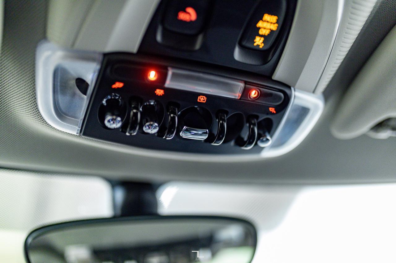 2019 Mini Cooper 3 Door Hatchback Leather Roof BCam Red Deer AB