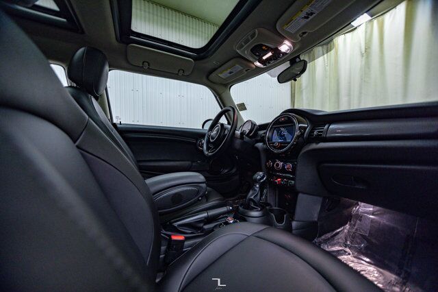 2019 Mini Cooper 3 Door Hatchback Leather Roof BCam Red Deer AB