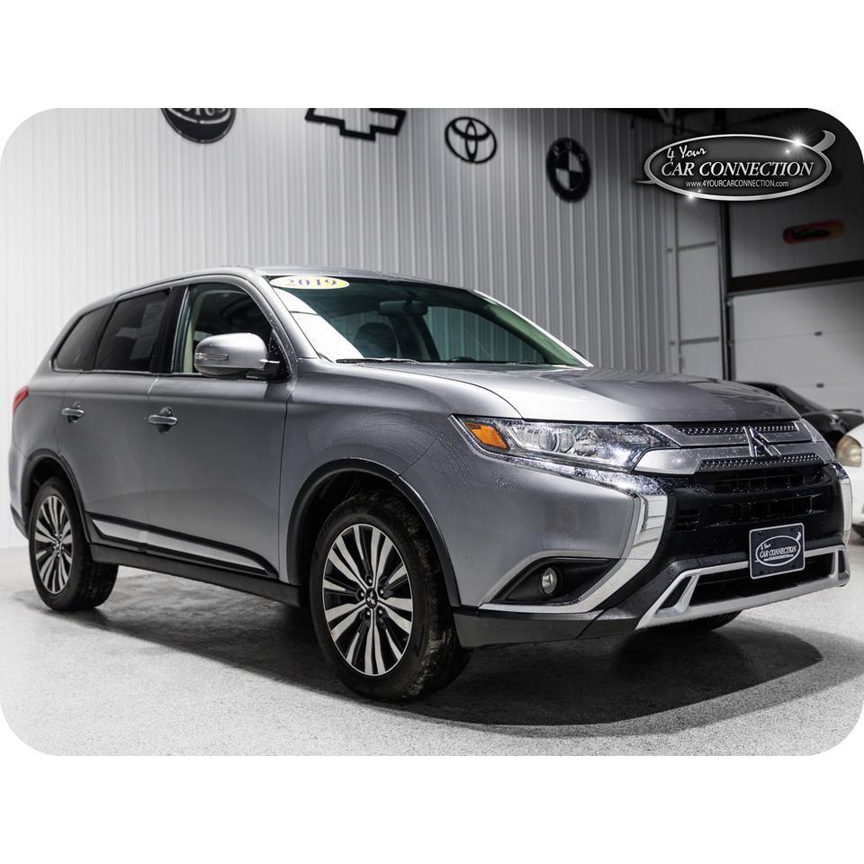 2019 Mitsubishi Outlander ES AWD 7-Passenger Cranberry PA
