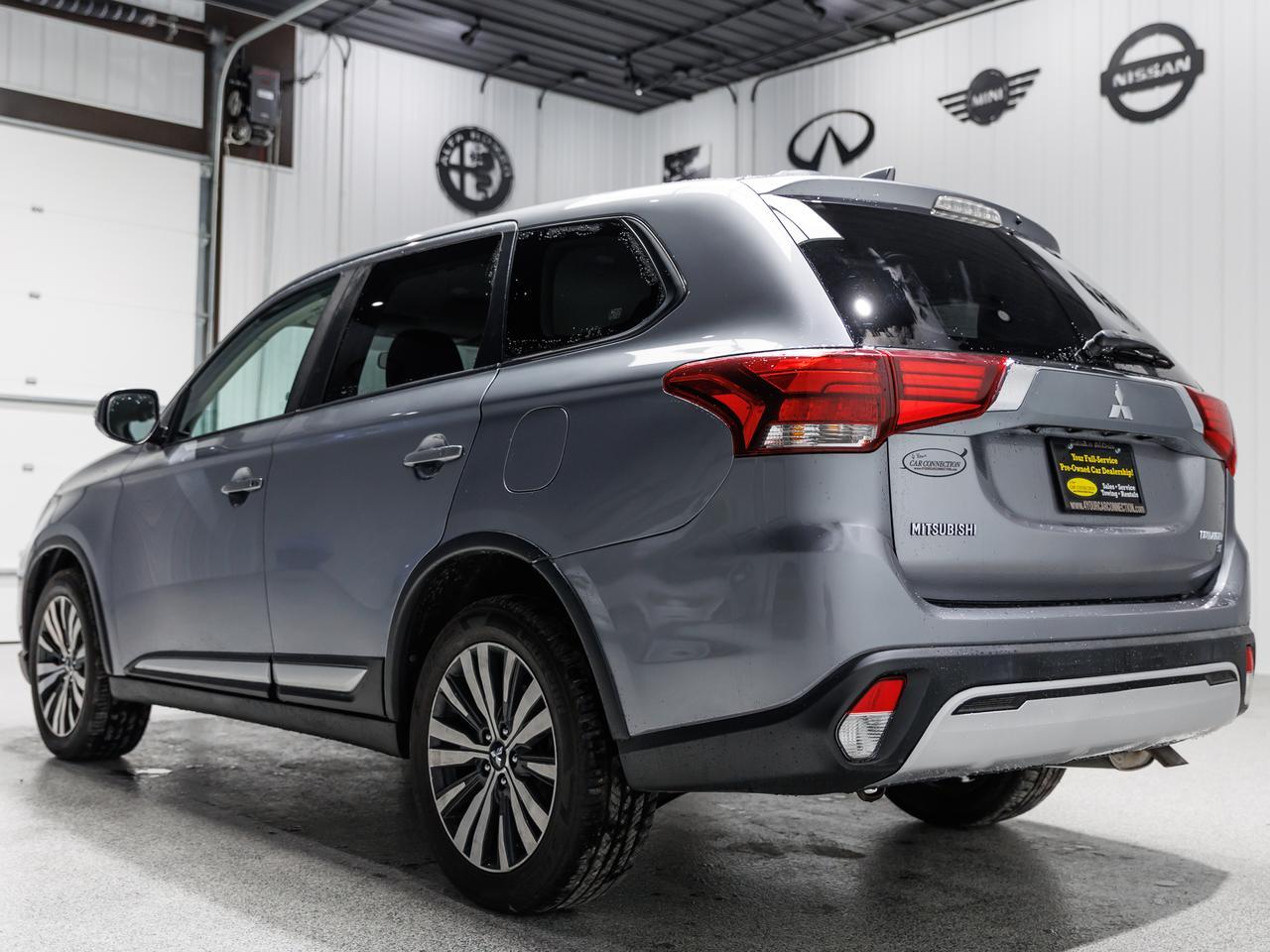 2019 Mitsubishi Outlander ES AWD 7-Passenger Cranberry PA
