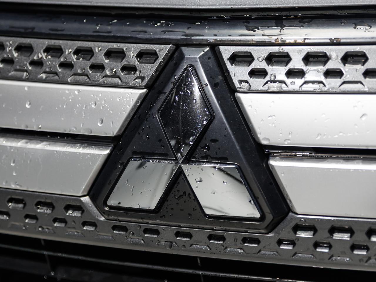 2019 Mitsubishi Outlander ES AWD 7-Passenger Cranberry PA