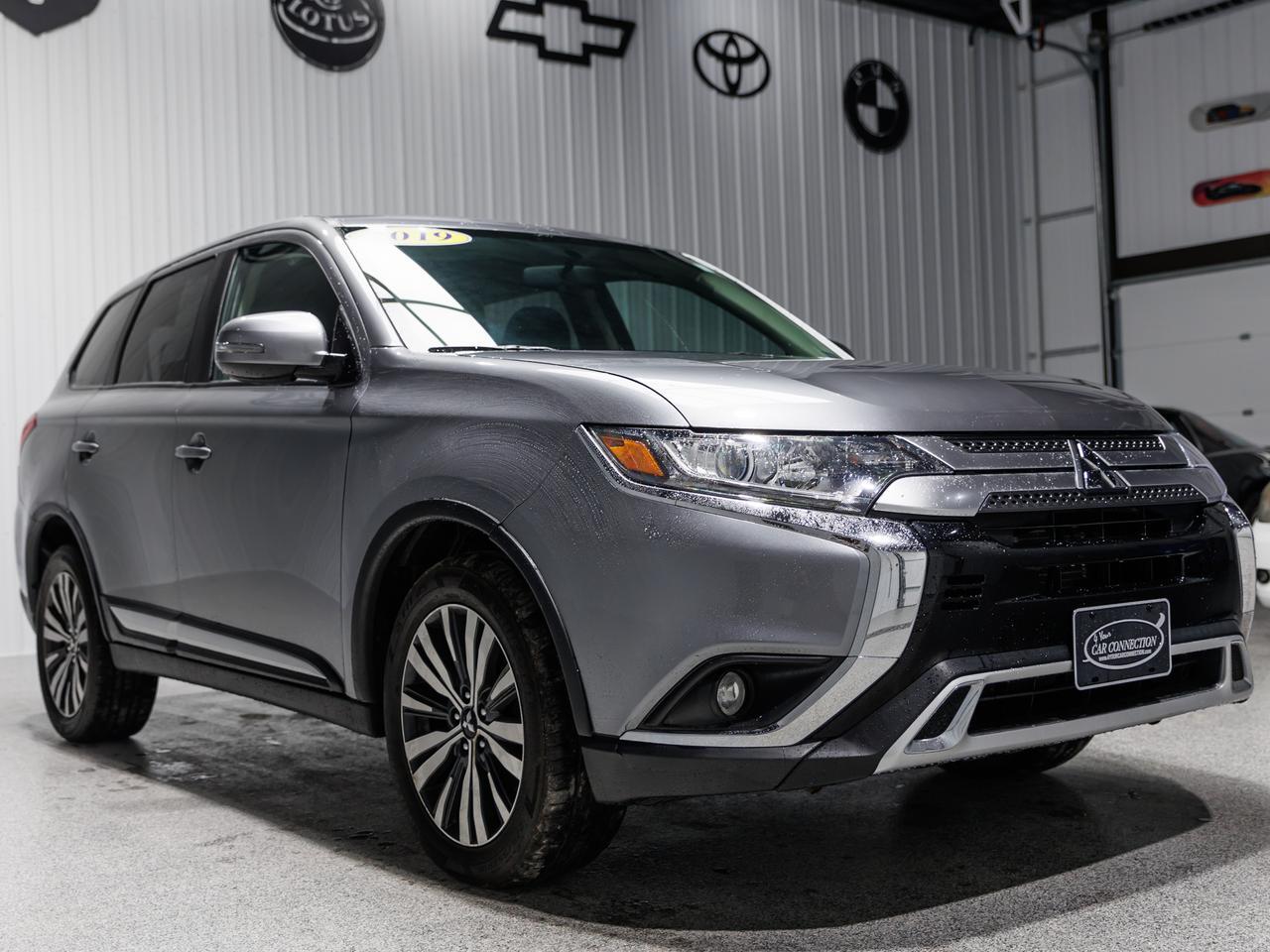 2019 Mitsubishi Outlander ES AWD 7-Passenger Cranberry PA