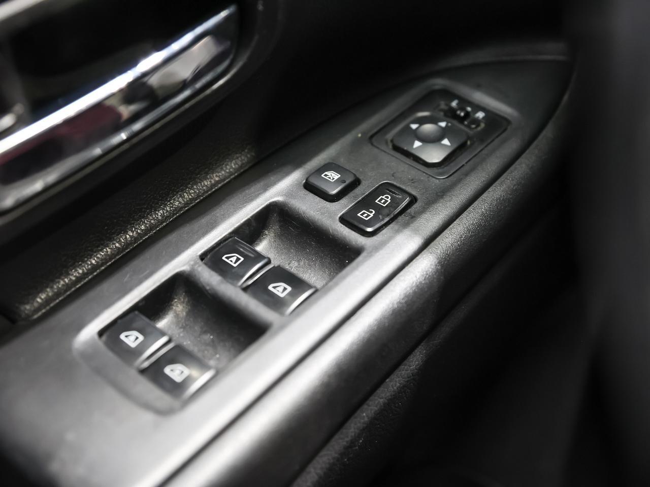 2019 Mitsubishi Outlander ES AWD 7-Passenger Cranberry PA