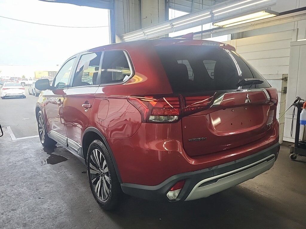 2019 Mitsubishi Outlander ES Akron