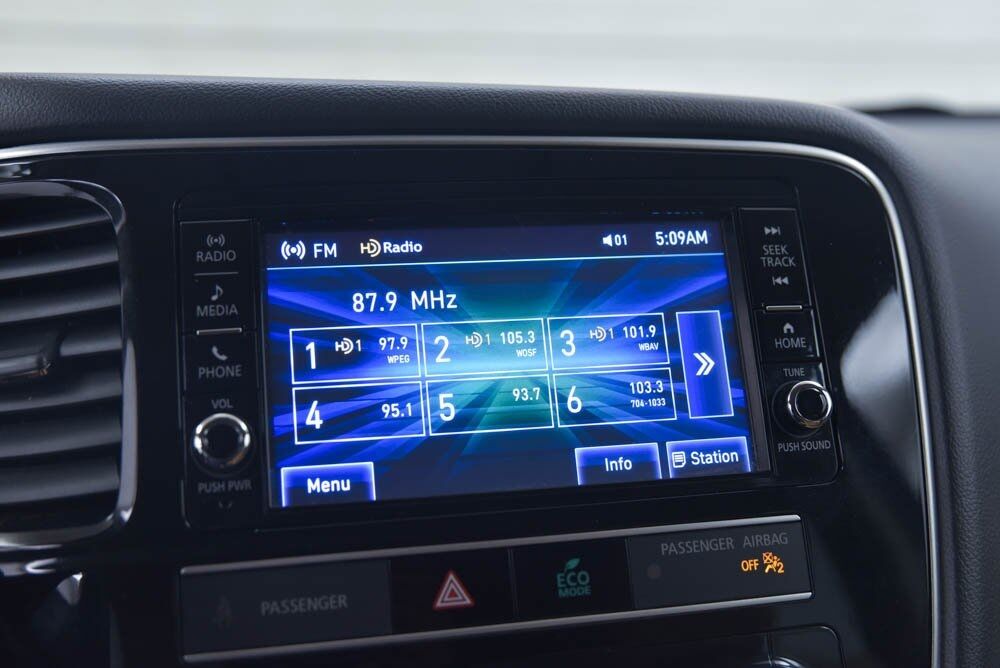 2019 Mitsubishi Outlander ES Akron