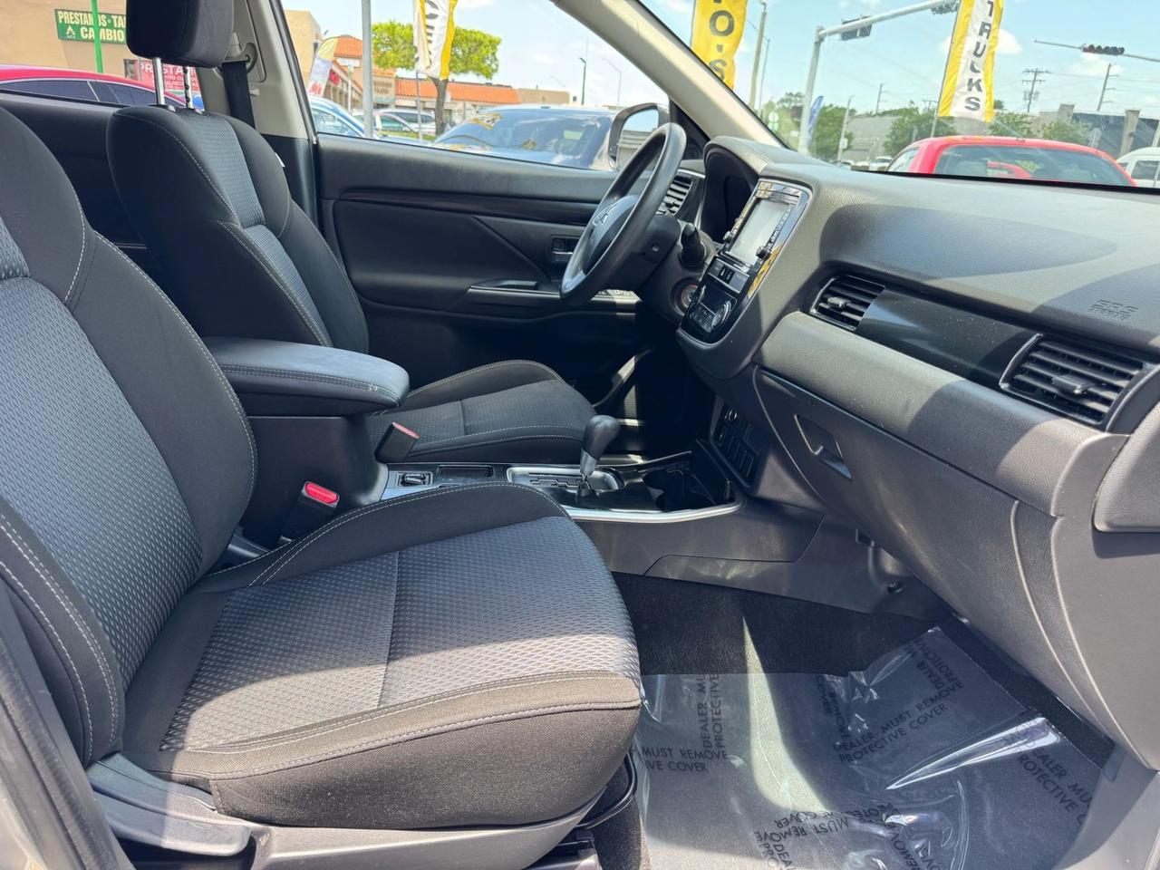 2019 Mitsubishi Outlander ES Miami FL