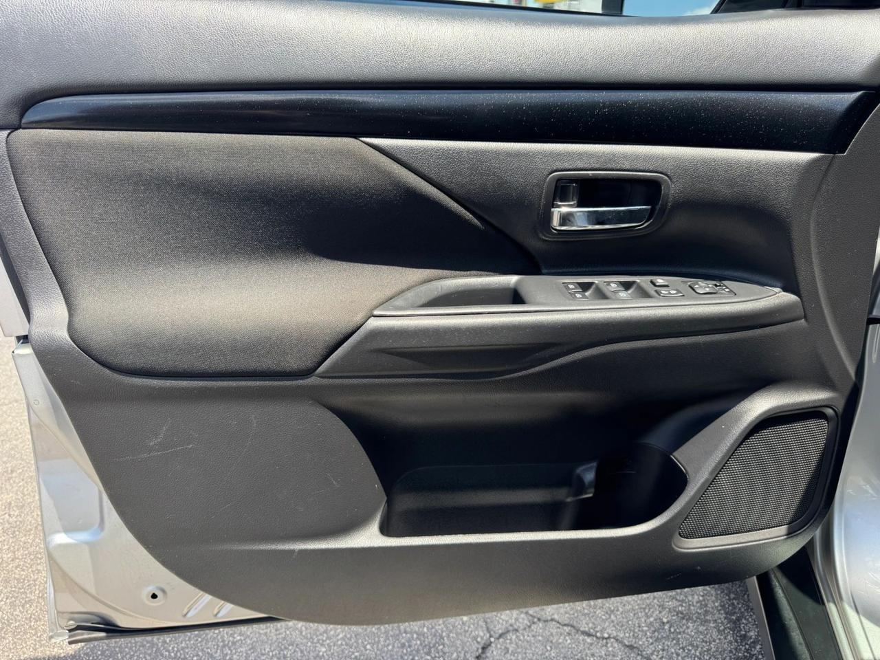 2019 Mitsubishi Outlander ES Miami FL