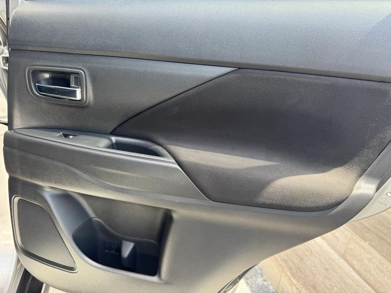 2019 Mitsubishi Outlander ES Miami FL