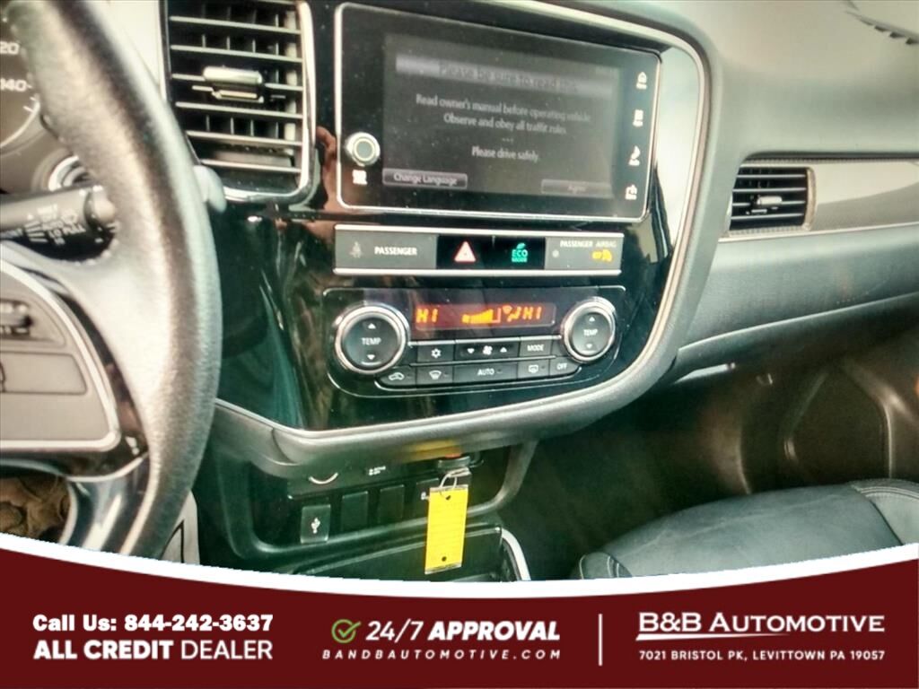 2019 Mitsubishi Outlander SEL Levittown PA
