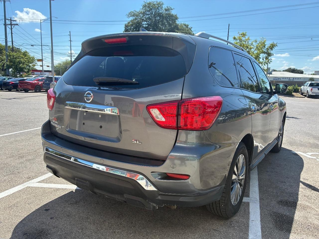 2019 NISSAN PATHFINDER 4D UTIL SL Austin TX