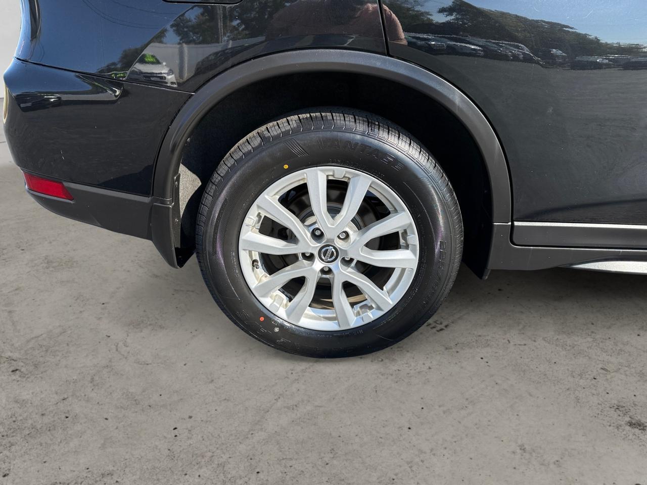 2019 NISSAN ROGUE S; SL; SV Kansas City MO