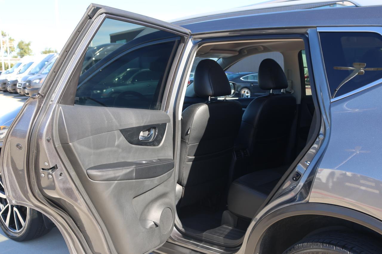 2019 NISSAN ROGUE S Houston TX