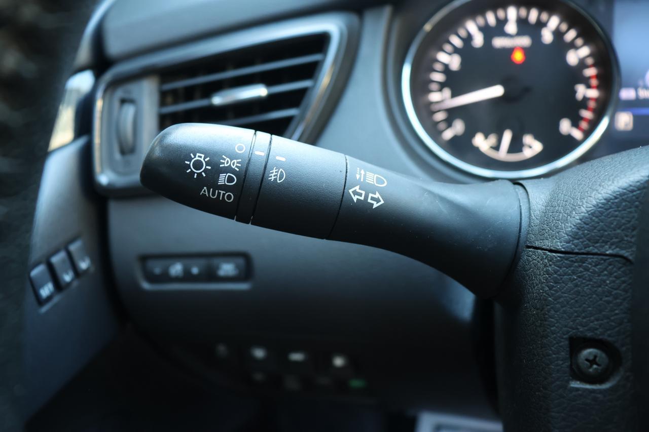 2019 NISSAN ROGUE S Houston TX