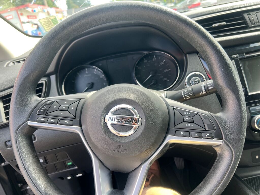 2019 NISSAN ROGUE SPORT S Des Moines WA