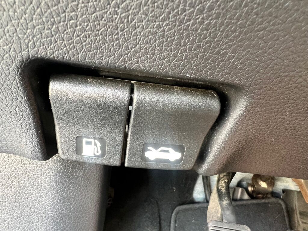 2019 NISSAN ROGUE SPORT S Des Moines WA
