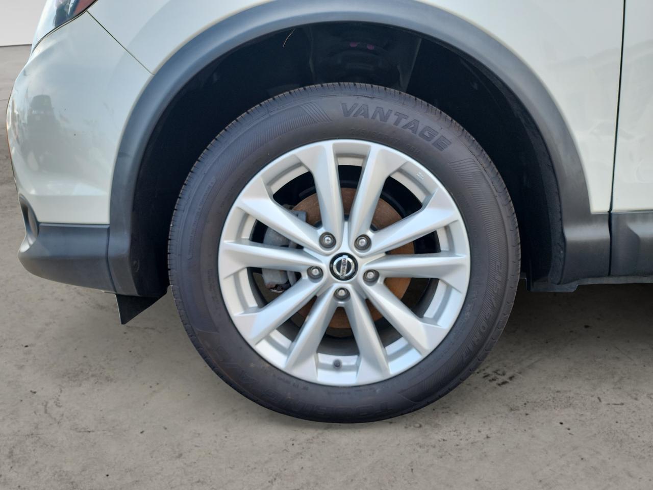 2019 NISSAN ROGUE SPORT S; SL Kansas City MO