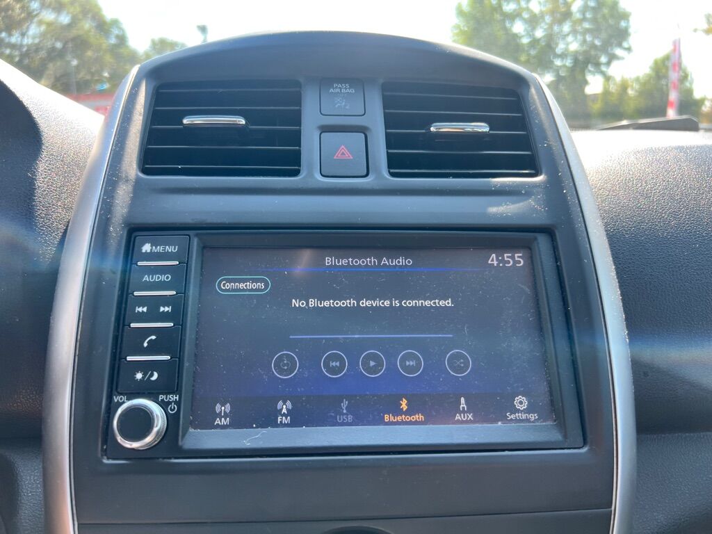 2019 NISSAN VERSA S Des Moines WA