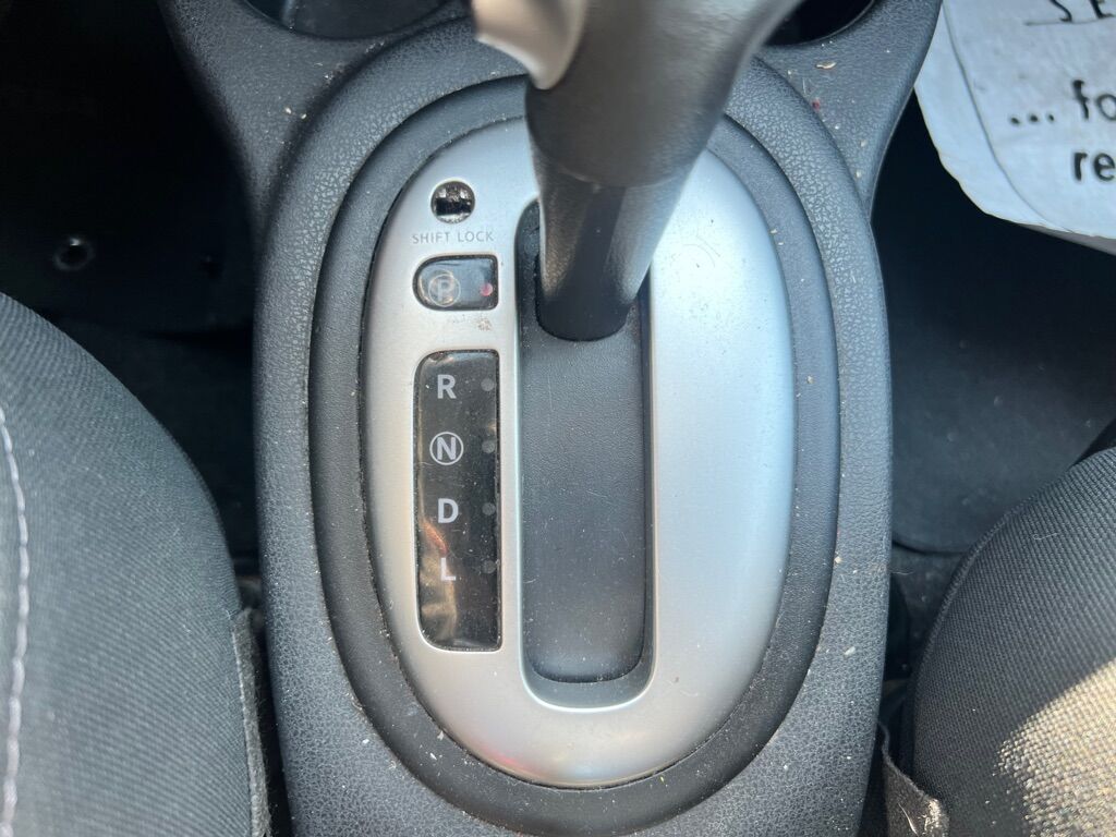 2019 NISSAN VERSA S Des Moines WA