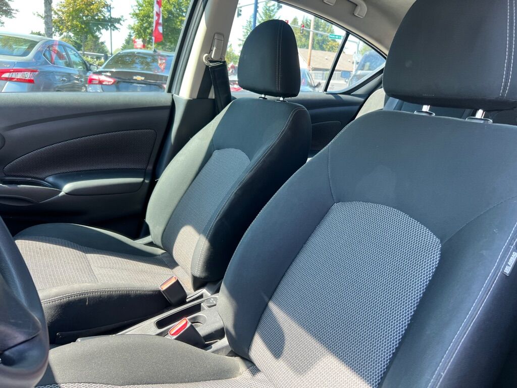 2019 NISSAN VERSA S Des Moines WA