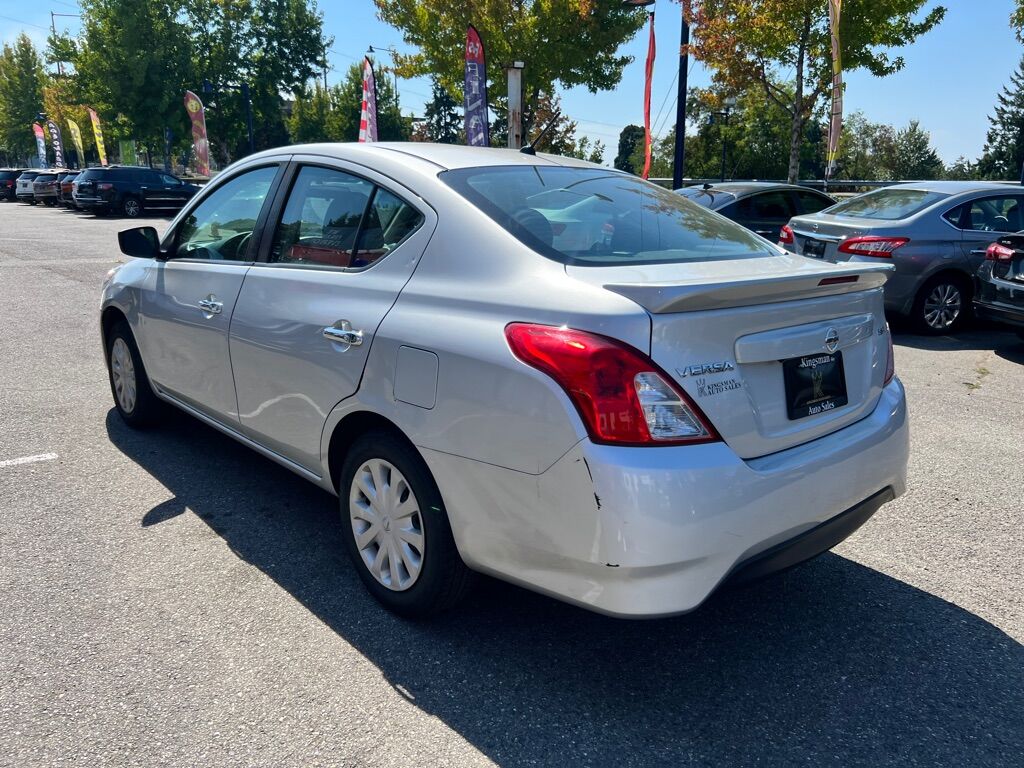2019 NISSAN VERSA S Des Moines WA