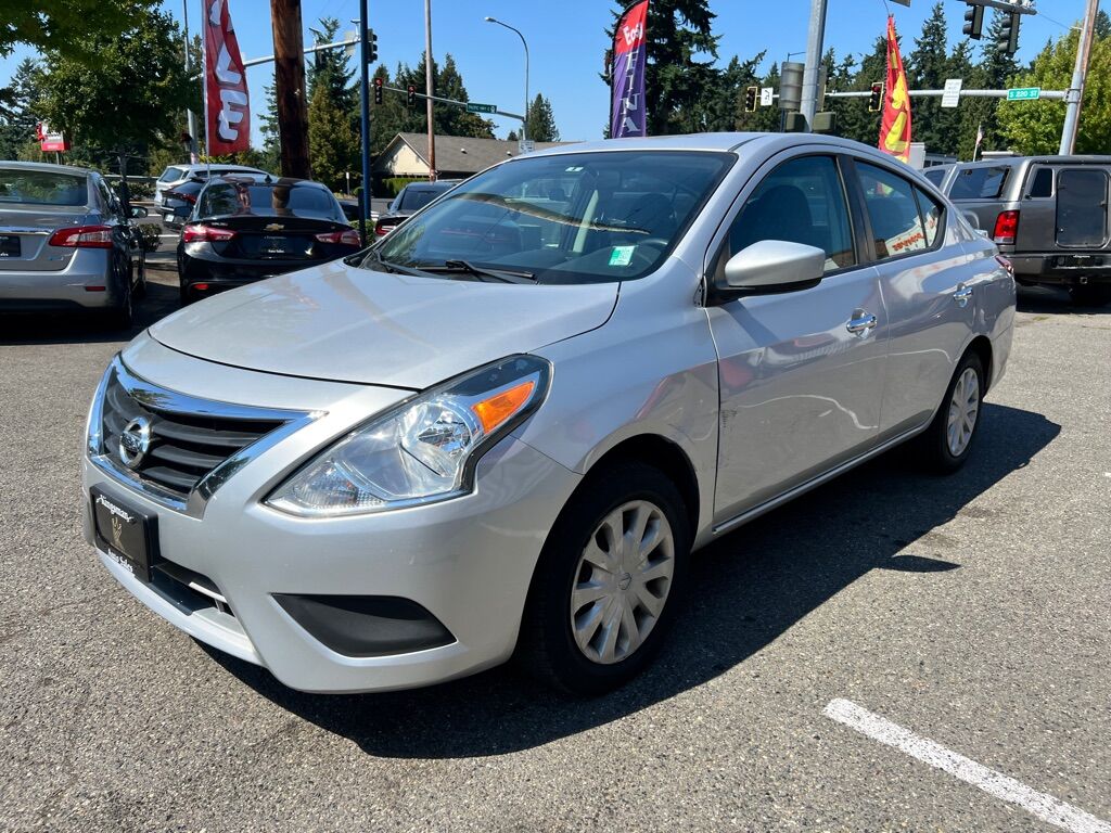 2019 NISSAN VERSA S Des Moines WA