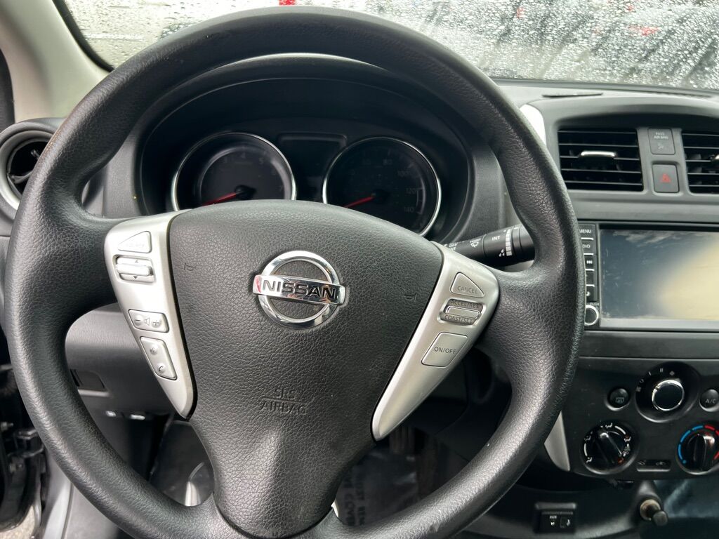 2019 NISSAN VERSA S Des Moines WA