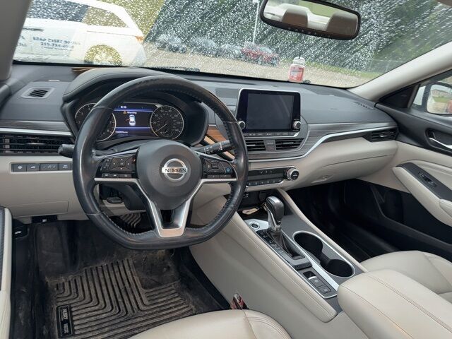 2019 Nissan Altima 2.5 Platinum West Burlington IA