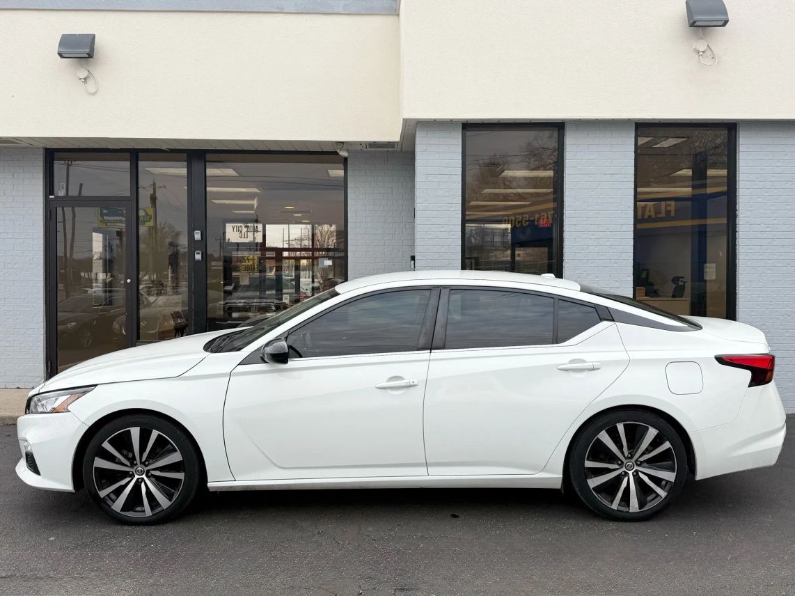 2019 Nissan Altima 2.5 SR Sedan 4D Cincinnati OH