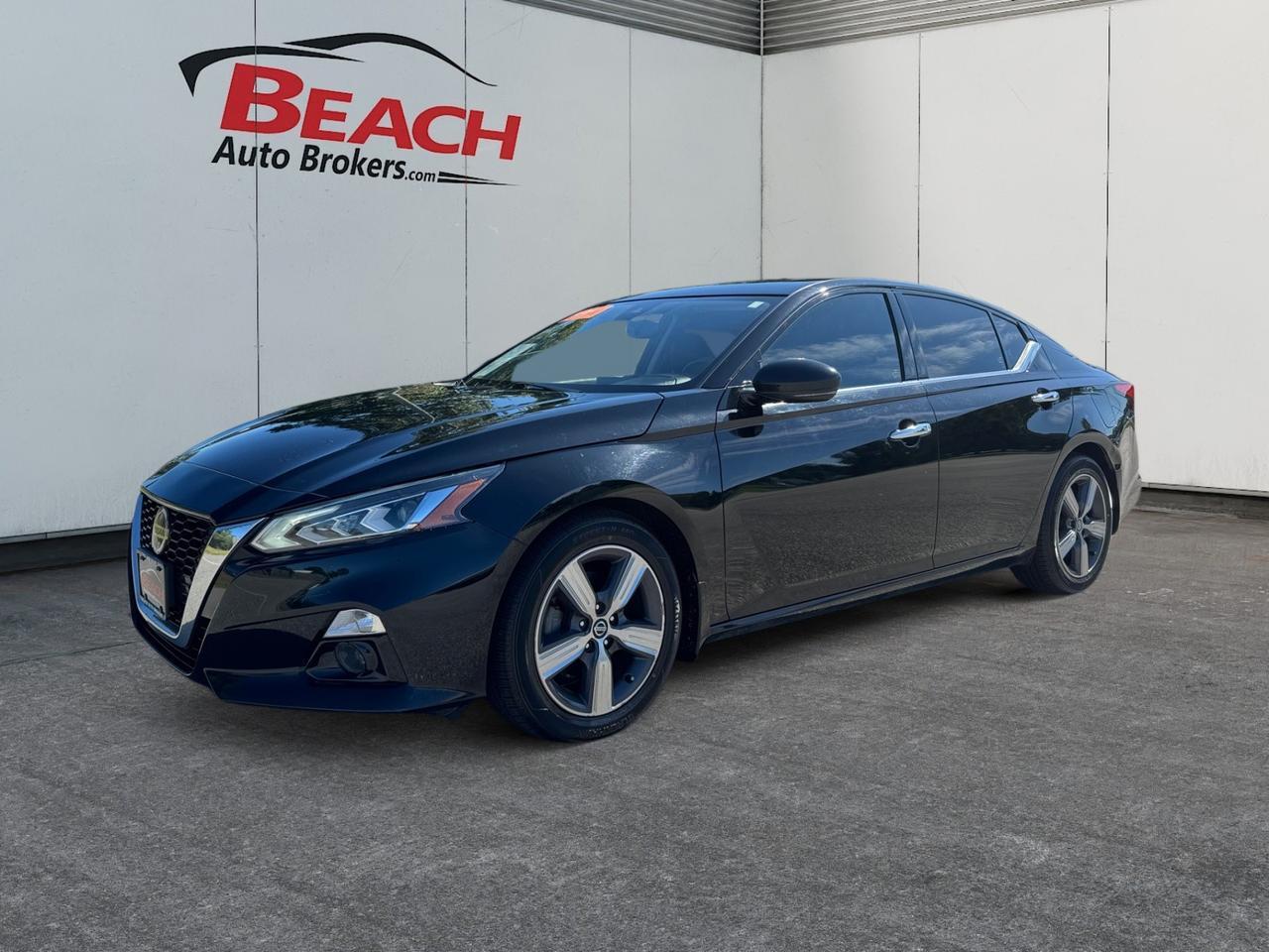 2019 Nissan Altima 2.5 SV, HEATED SEATS, BLUETOOTH, SUNROOF, REMOTE START, KEYLESS START & ENTRY, THIS CAR WONT LAST LONG, HURRY IN FOR A TEST DRIVE!!!