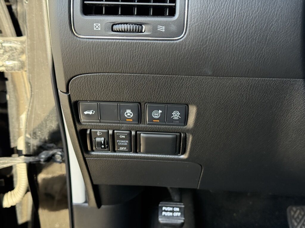 2019 Nissan Armada Platinum Crestwood KY